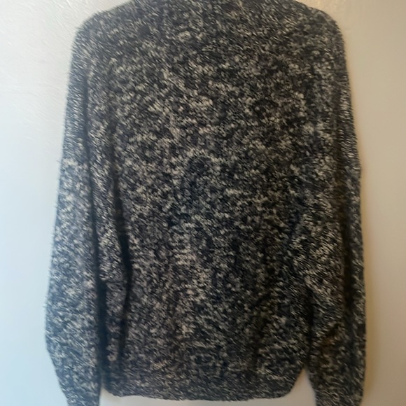 Needleworks grandfather sweater handed black and white button up and super warm - Picture 5 of 5